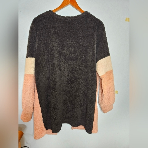 Fluffy Striped Cardigan - Picture 2 of 6